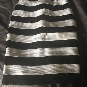 Express midi skirt